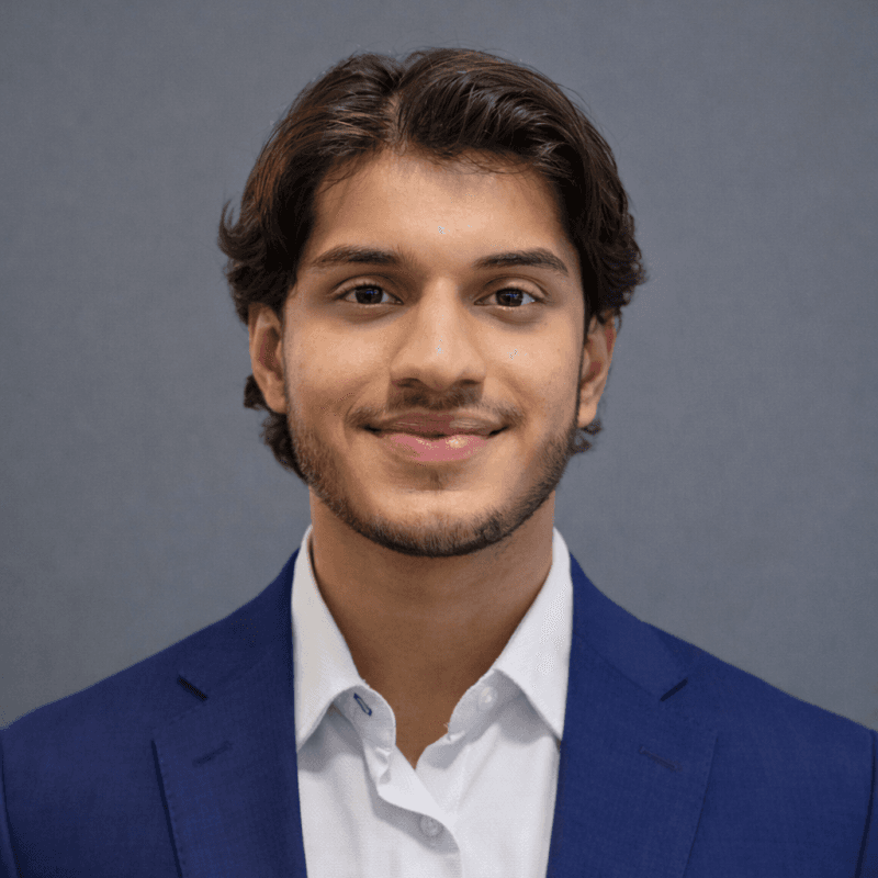 Hassan Raja headshot